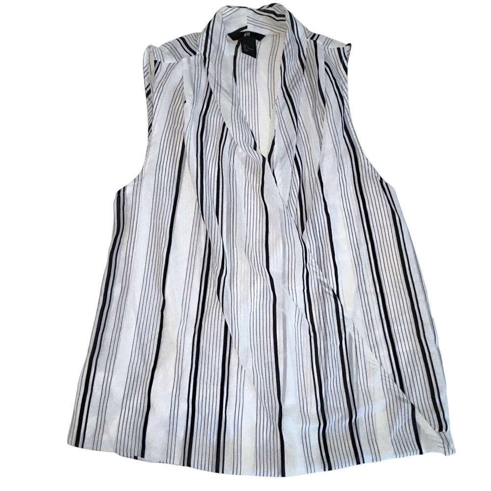 HM Womens Sleeveless Striped Blouse Black White Wrap V-Neck‎ Top Size 6